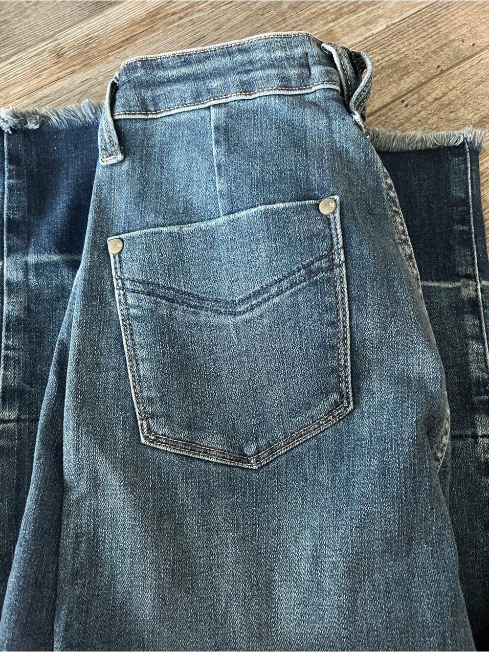 Judy Blue Distressed Medium Blue Bootcut Jeans - Picture 3 of 3